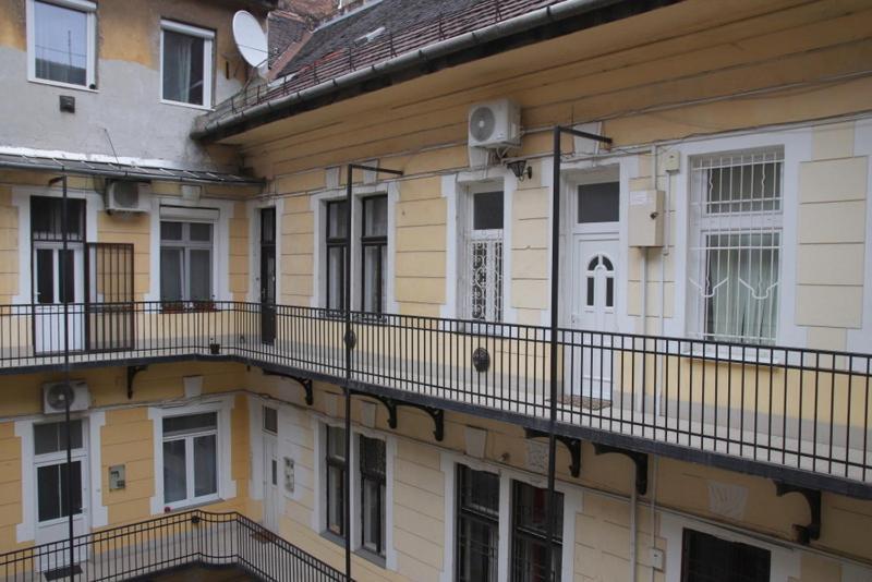 Cosy Nest Apartamento Budapeste Exterior foto